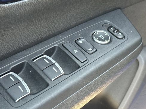Used 2023 Honda CR-V EX-L image 20