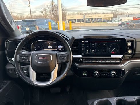 Used 2023 GMC Sierra 1500 Elevation image 17