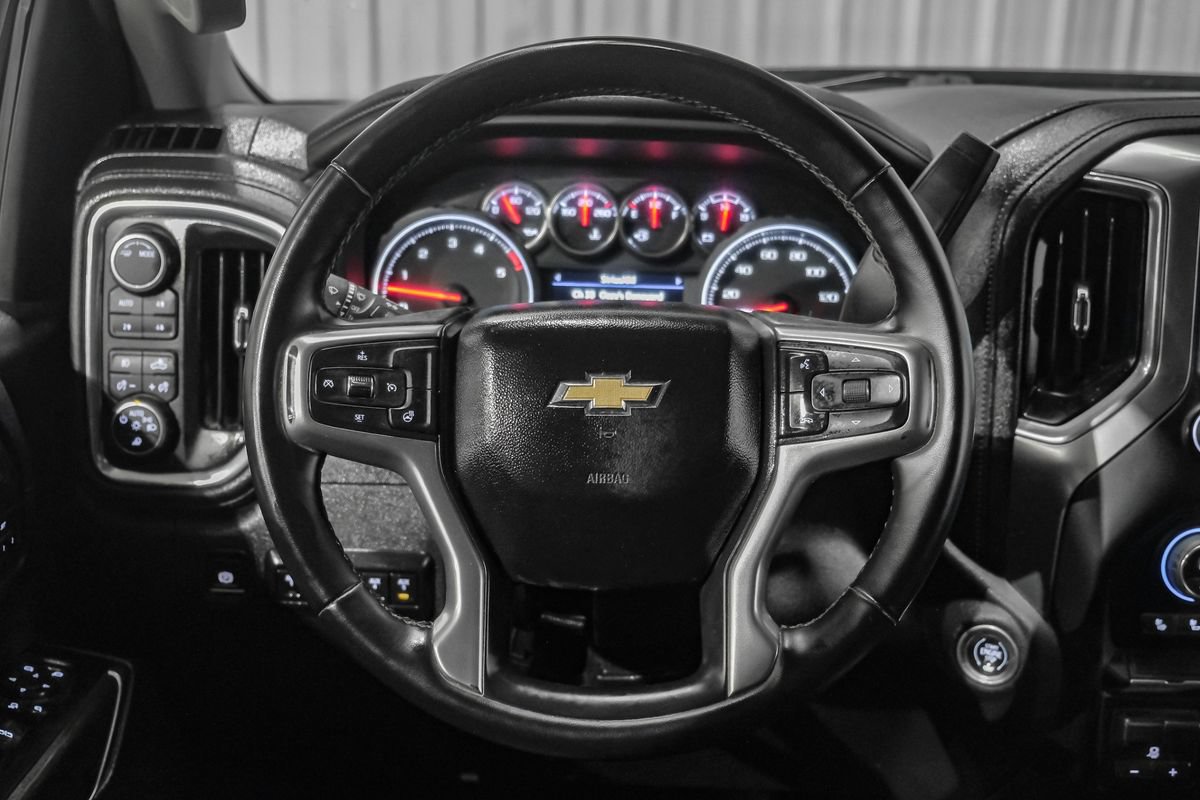 Used 2023 Chevrolet Silverado 2500 LTZ w/ LTZ Convenience Package AWD/4WD image 16