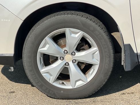 Used 2015 Subaru Forester 2.5i Premium AWD/4WD image 13