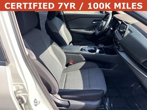 Used 2023 Nissan Rogue SV AWD/4WD image 9