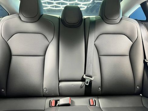 Used 2025 Tesla Model 3 Long Range RWD image 16