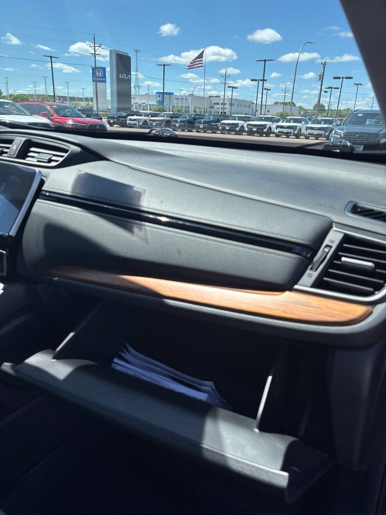 Used 2018 Honda CR-V Touring image 32