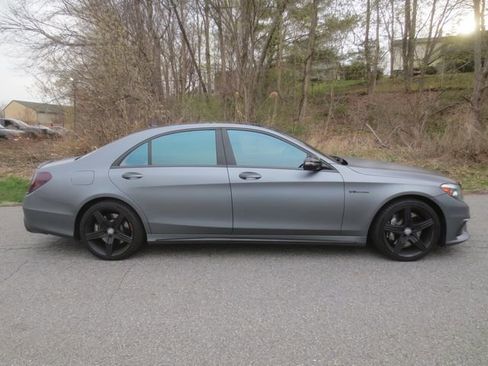 Used 2014 Mercedes-Benz S 63 AMG 4MATIC Sedan image 24