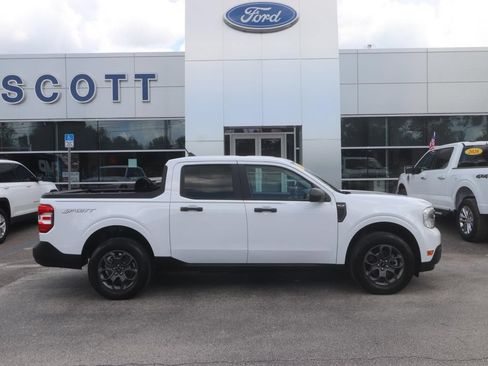 Used 2023 Ford Maverick XLT FWD image 16