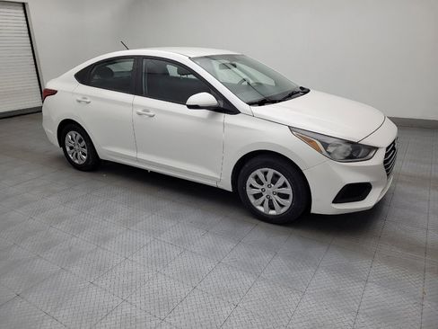 Used 2019 Hyundai Accent SE image 11
