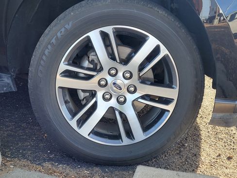Used 2024 Ford Expedition Max Limited RWD image 26