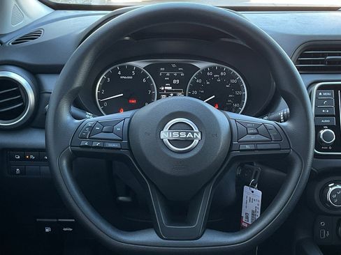 New 2025 Nissan Versa S image 19