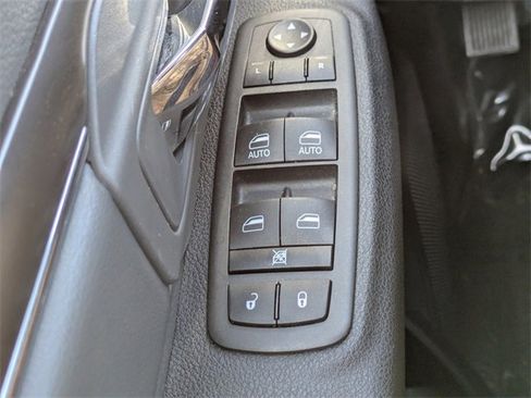 Used 2024 RAM 1500 Classic SLT image 21