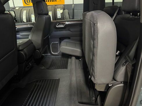 Used 2025 Chevrolet Silverado 2500 LT w/ Trail Boss Package image 12