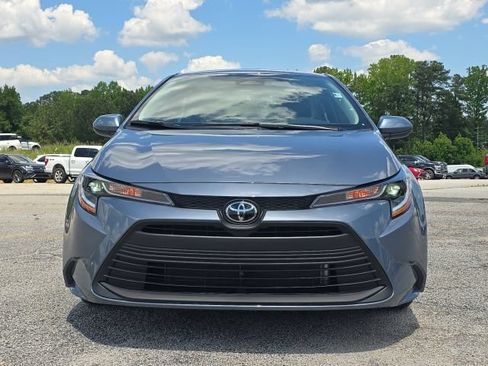 Used 2026 Toyota Corolla LE FWD image 8