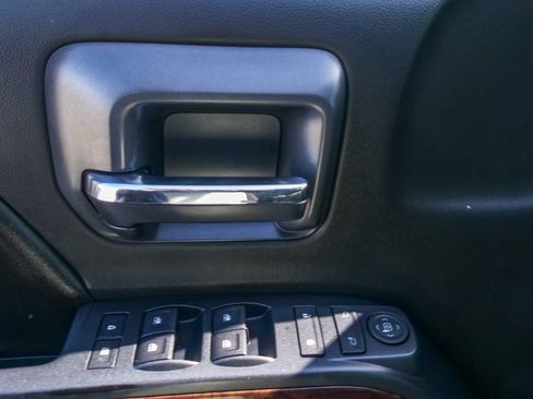 Used 2016 GMC Sierra 2500 SLE w/ SLE Preferred Package AWD/4WD image 19
