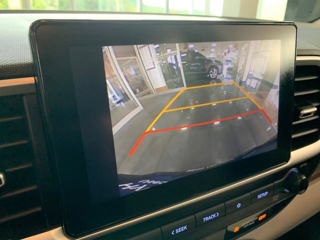 Certified 2026 Hyundai Venue SEL FWD image 32