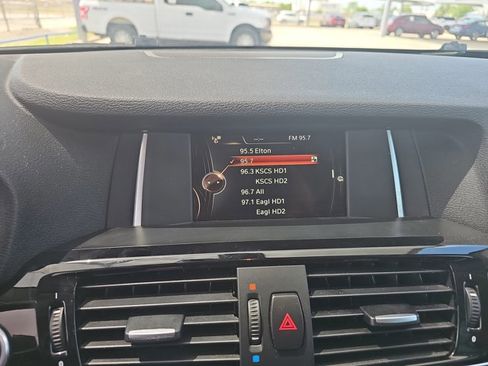 Used 2015 BMW X3 sDrive28i image 18