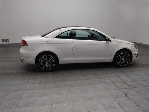 Used 2014 Volkswagen Eos FWD image 10