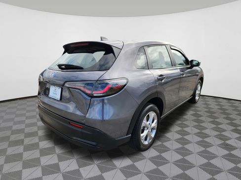 Certified 2025 Honda HR-V LX image 4