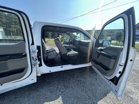 Used 2018 Ford F150 XL w/ XL Power Equipment Group image 8