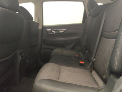 Used 2017 Nissan Rogue S w/ S Family Package FWD image 18
