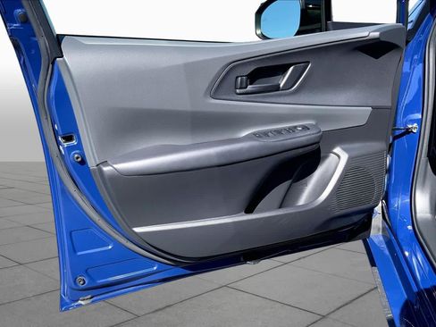Used 2023 Toyota Prius LE FWD image 25