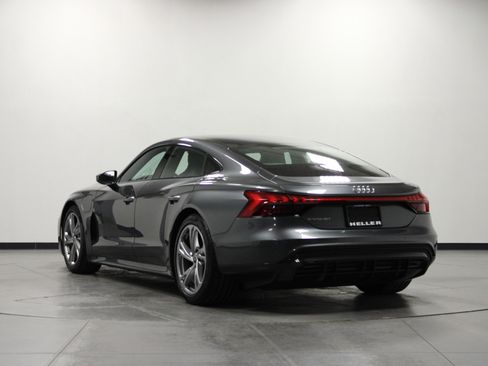 Used 2023 Audi e-tron GT Premium Plus image 6