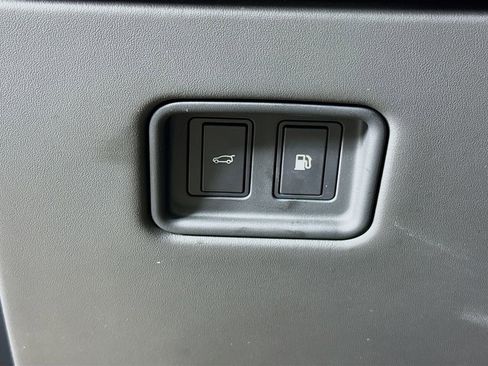 Used 2025 Land Rover Range Rover Sport Autobiography image 10