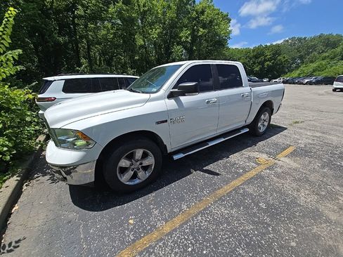 Used 2018 RAM 1500 Big Horn AWD/4WD image 2