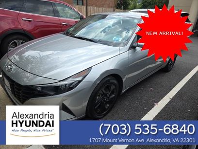 Certified 2022 Hyundai Elantra SEL w/ Convenience Package