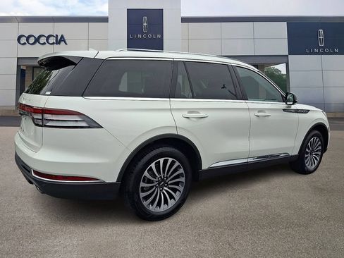 Certified 2024 Lincoln Aviator AWD w/ Premium Package image 4