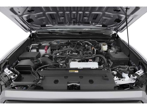 Used 2025 Toyota Tacoma SR5 w/ SR5 Upgrade Package AWD/4WD image 8
