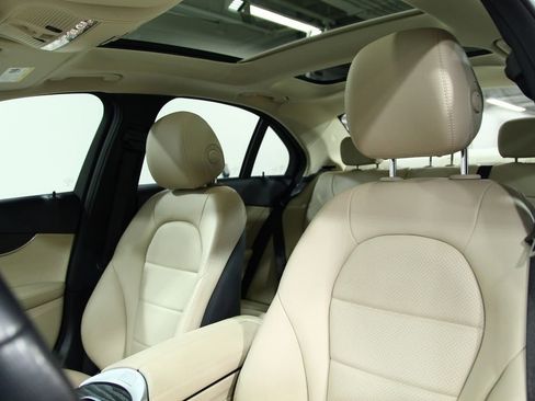 Used 2017 Mercedes-Benz C 300 4MATIC Sedan image 18