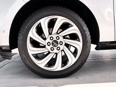 Used 2024 Lincoln Navigator L 4WD