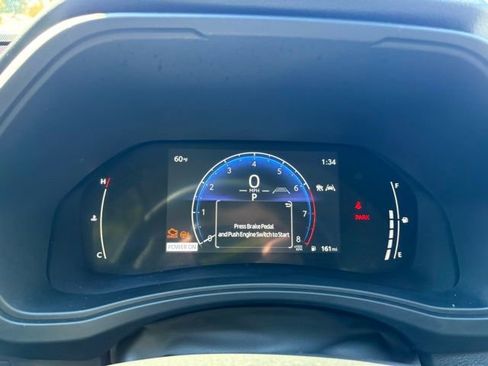 Used 2024 Toyota Grand Highlander XLE AWD/4WD image 16