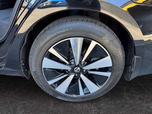 Used 2019 Nissan Altima 2.5 SV FWD image 6