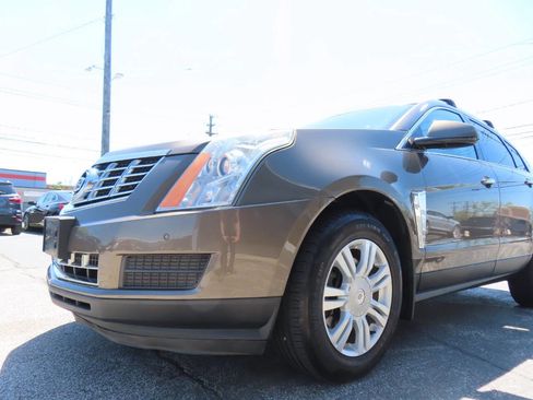 Used 2015 Cadillac SRX Luxury w/ Driver Awareness Package AWD/4WD image 44