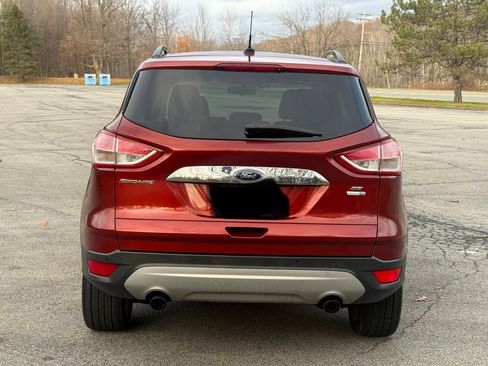Used 2015 Ford Escape SE w/ SE Chrome Package AWD/4WD image 6