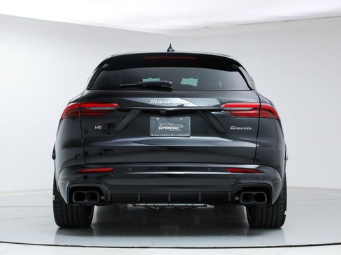 Used 2026 Maserati Grecale Modena image 4