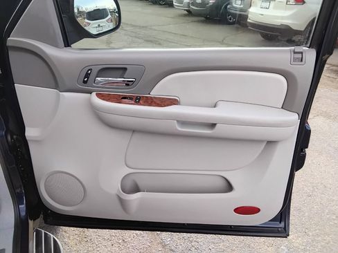 Used 2008 Chevrolet Avalanche LT w/ LT Preferred Equipment Group image 15