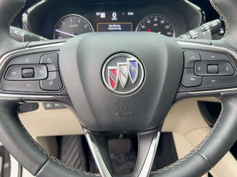 Certified 2023 Buick Envision Avenir image 18