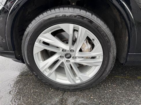 Used 2021 Audi Q7 3.0T Premium Plus AWD/4WD image 12