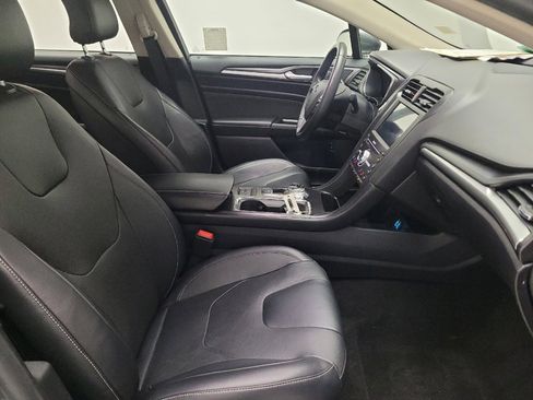 Used 2019 Ford Fusion Energi Titanium image 21