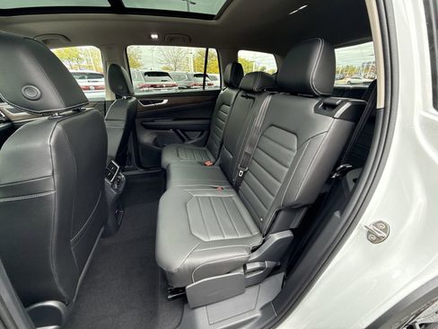 New 2026 Volkswagen Atlas SEL image 24