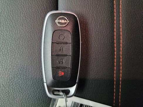 Used 2024 Nissan Kicks SR w/ SR Premium Package FWD image 32