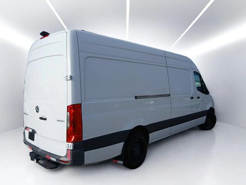 Used 2023 Mercedes-Benz Sprinter 2500 w/ Parking Package image 4