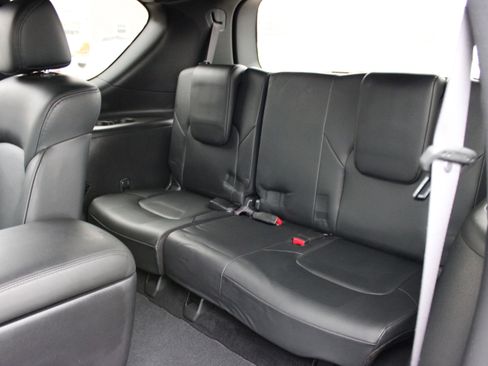 Certified 2024 Nissan Armada SL w/ Midnight Edition Package image 13