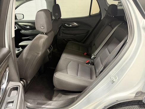Used 2022 GMC Terrain SLE w/ Elevation Edition image 44