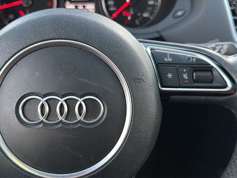 Used 2018 Audi Q3 2.0T Premium Plus w/ Premium Plus Package image 22