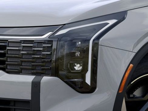 New 2026 Kia Sportage EX image 10