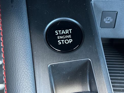 New 2026 Nissan Kicks SR w/ Cold Weather Package image 19