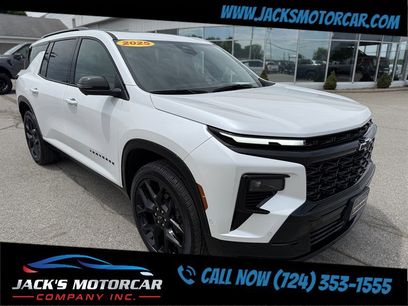 Used 2025 Chevrolet Traverse RS