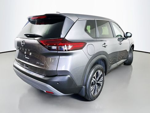 Used 2023 Nissan Rogue SV AWD/4WD image 7